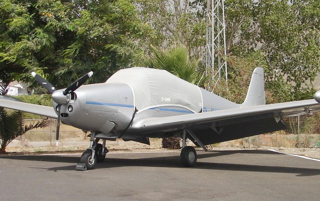 Navion Rangemaster Canopy Cover