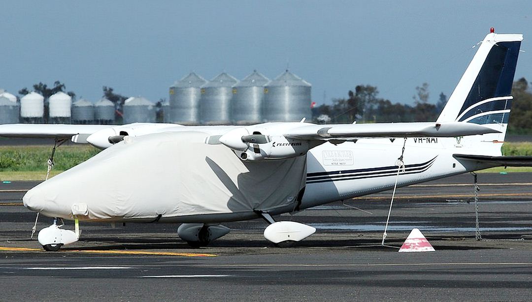 Partenavia P-68C Canopy Cover