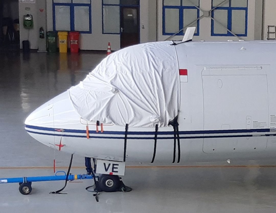 ATR-42 Cockpit Cover