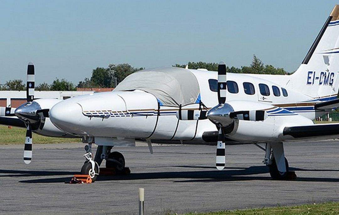Cessna 441 Cockpit Cover