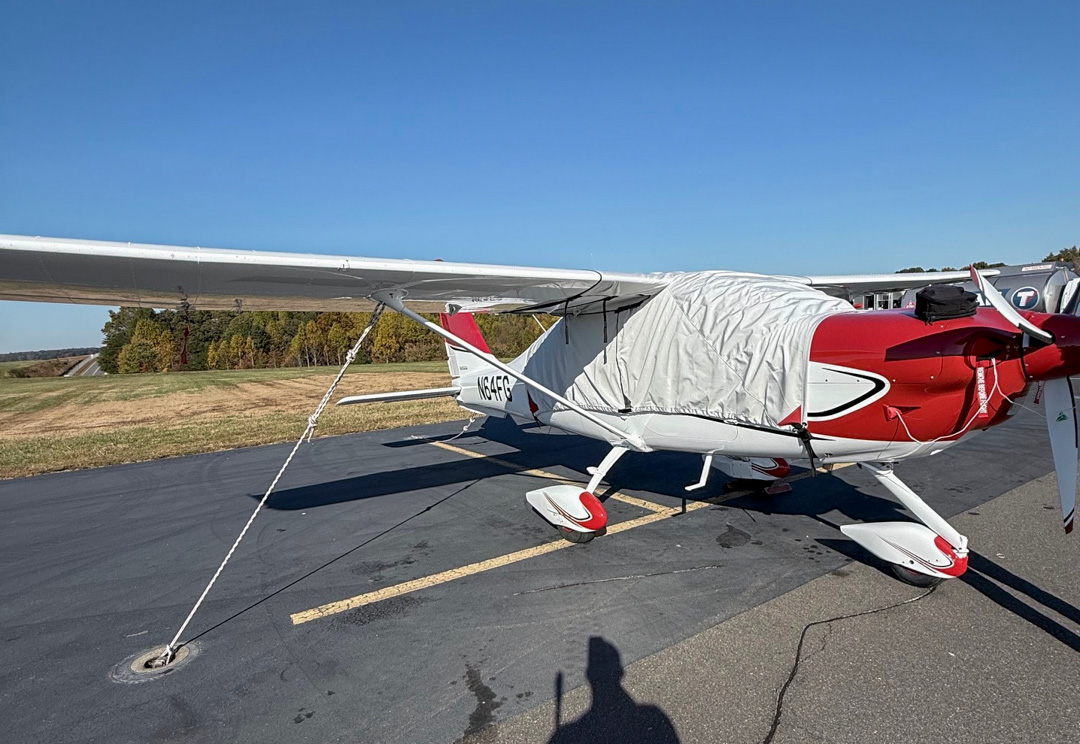 Costruzioni Aeronautiche Tecna P2010 TDI Canopy Cover, over-top-type